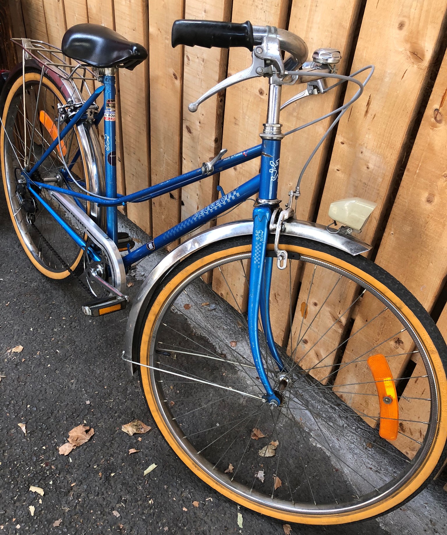 vélo peugeot bleu